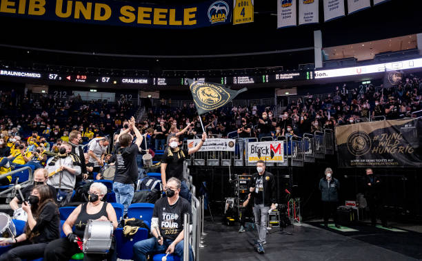 闻风丧胆 闻风丧胆