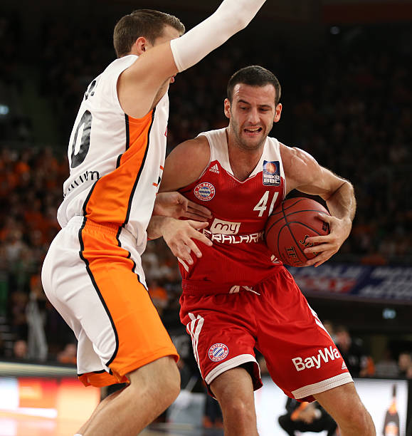 保持稳定的 保持稳定的